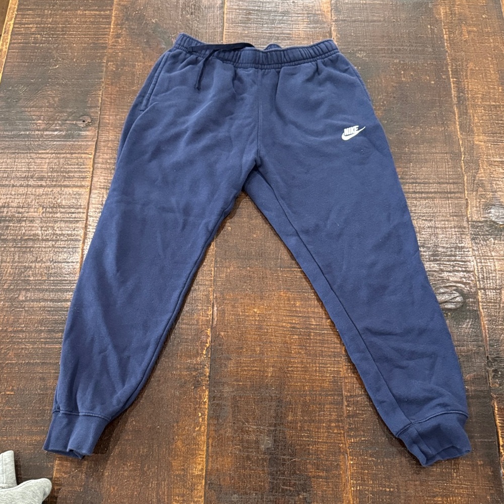 Nike men’s joggers